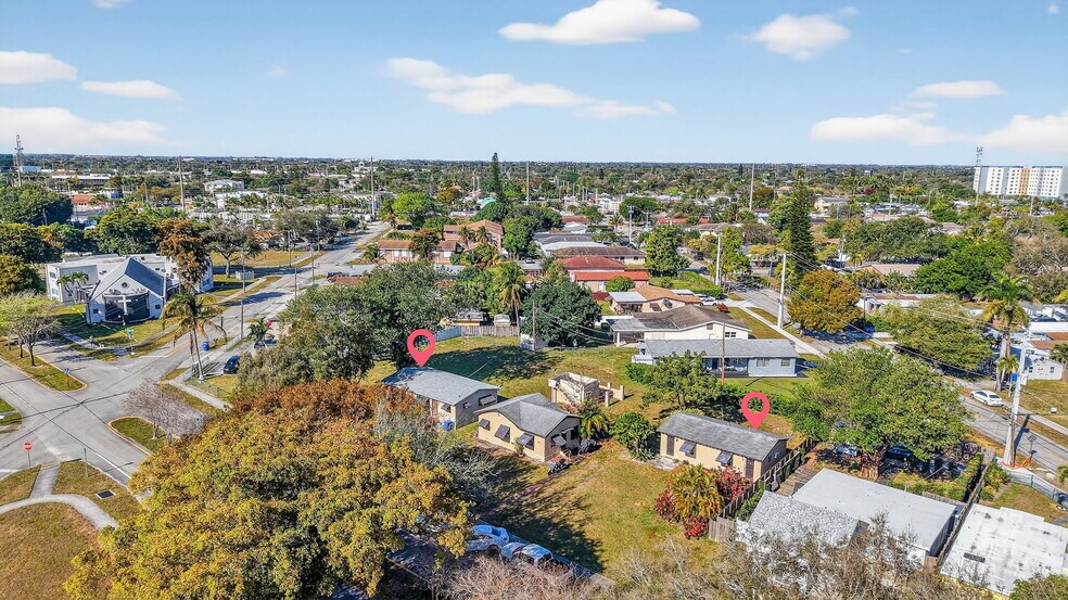 More Photos Of 411 Columbus Pky, Hollywood Apartments For Sale