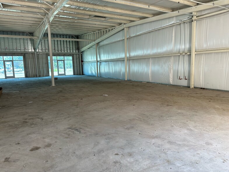 More Photos Of 1951 Gause Blvd E, Slidell Storefront For Lease