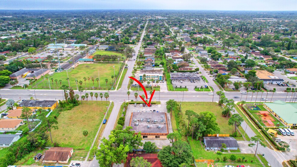 More Photos Of 5371 10th Ave N, Greenacres Storefront Retail Office For Lease