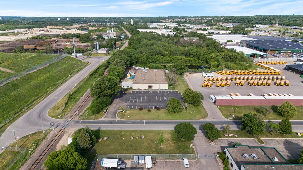 More Photos Of 12401 Washburn Ave S, Burnsville Light Manufacturing For Sale