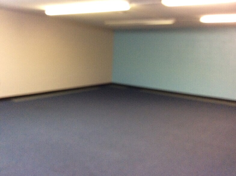 More Photos Of 560 Greenbrier Dr, Oceanside Unknown For Lease