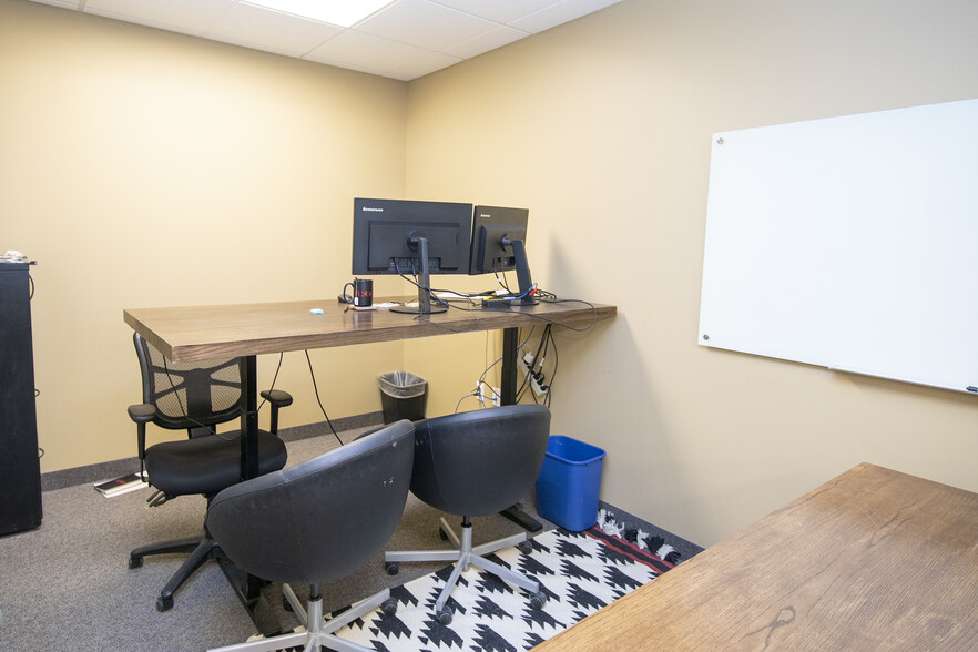 More Photos Of 1460 Overlook Dr, Lafayette Manufacturing For Lease