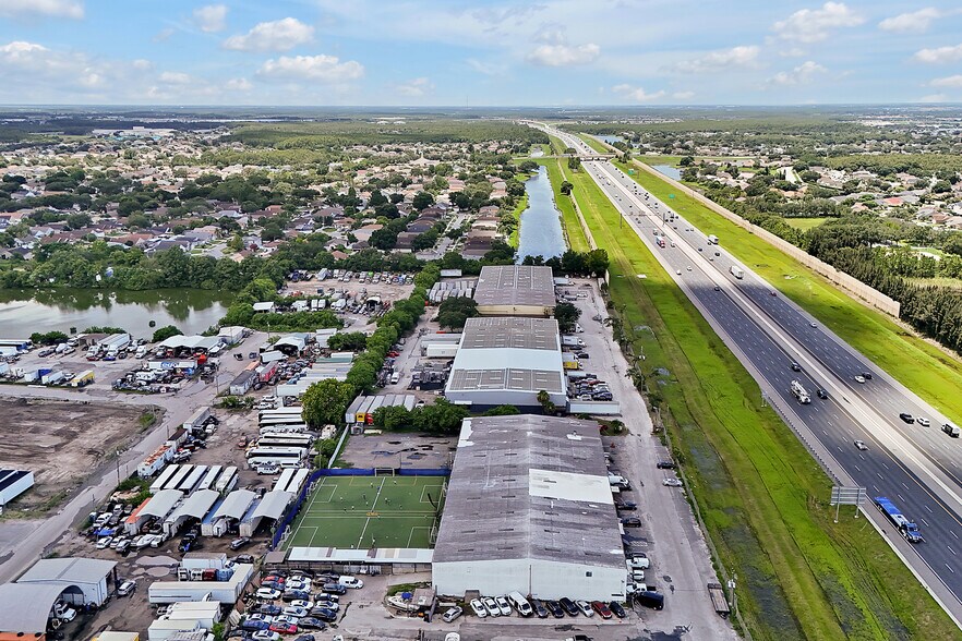 More Photos Of 11435 Rocket Blvd, Orlando Warehouse For Lease