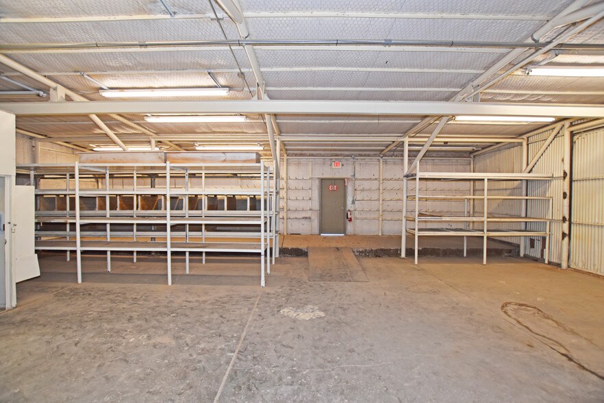 More Photos Of 5308 Andrews Hwy, Odessa Light Manufacturing For Sale