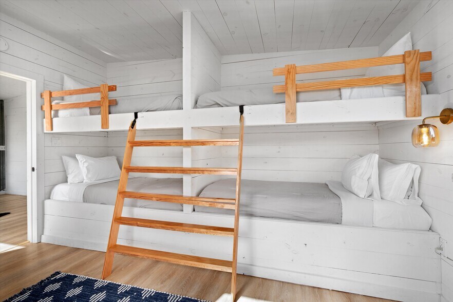 More Photos Of Elroy Rd, Del Valle Land For Sale