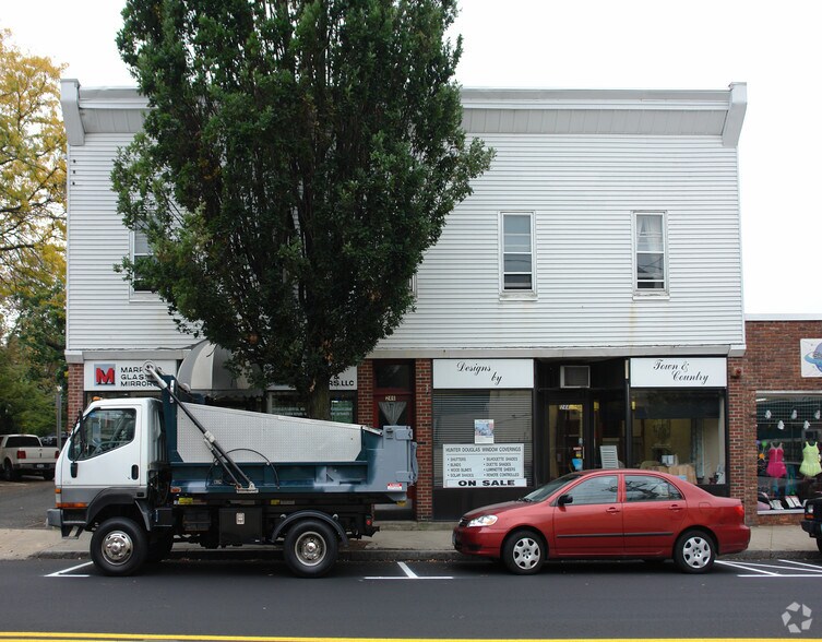 More Photos Of 244-246 Mill St, Greenwich Storefront For Sale