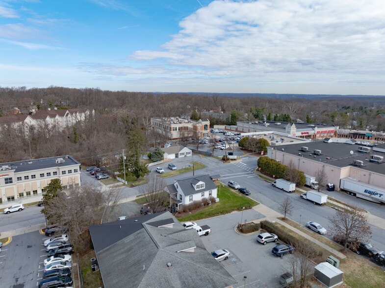 More Photos Of 18200 Hillcrest Ave, Olney Office For Sale