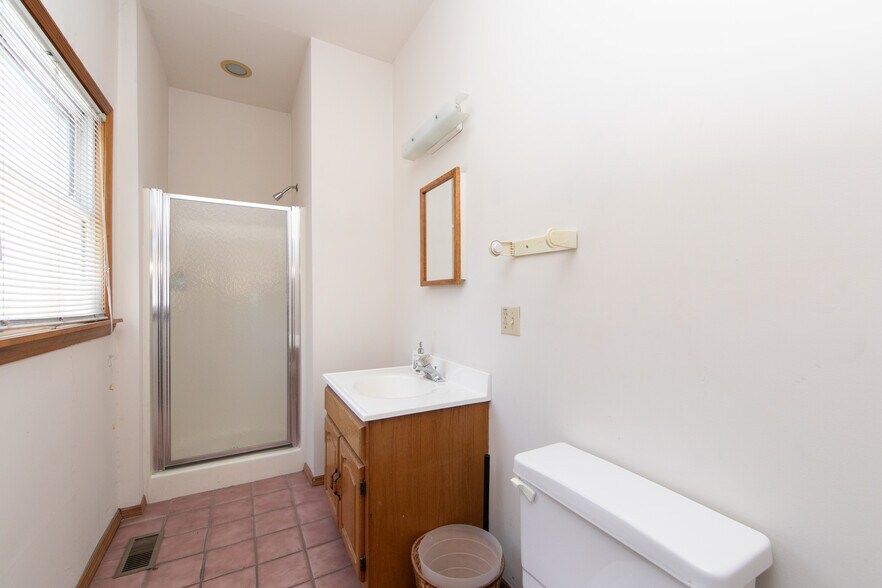 More Photos Of 604 White Horse Pike, Oaklyn Storefront For Sale