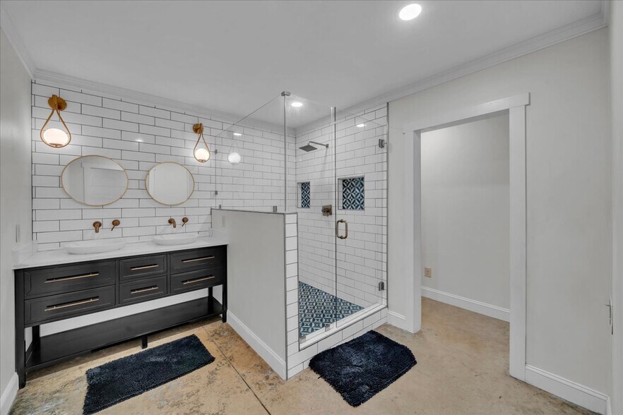 More Photos Of 519 Plum St, Macon-Bibb General Retail For Sale