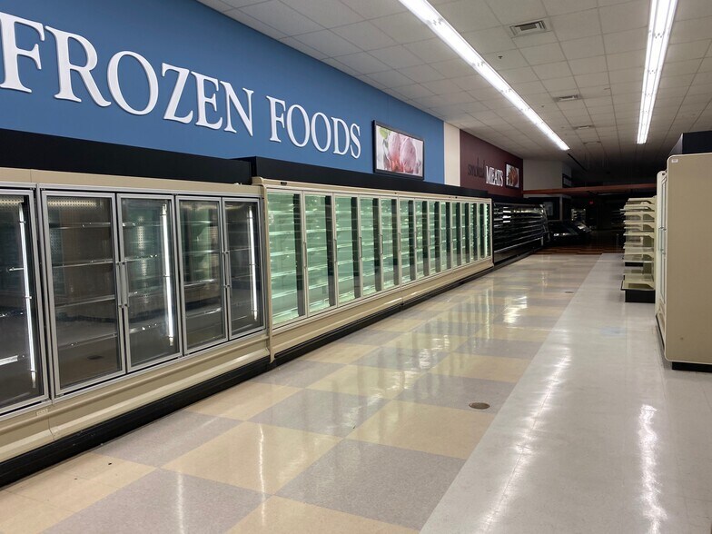 More Photos Of 18360 College Rd, Hagerstown Unknown For Lease