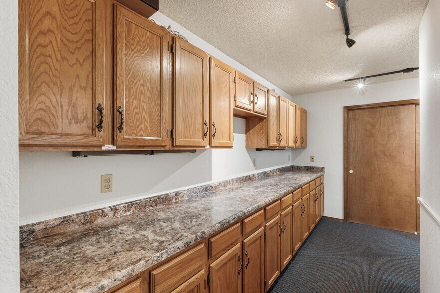 More Photos Of 800 E Hwy 24, Woodland Park Unknown For Lease