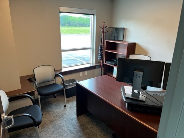 More Photos Of 110 Stewart Huston Dr, Coatesville Warehouse For Lease