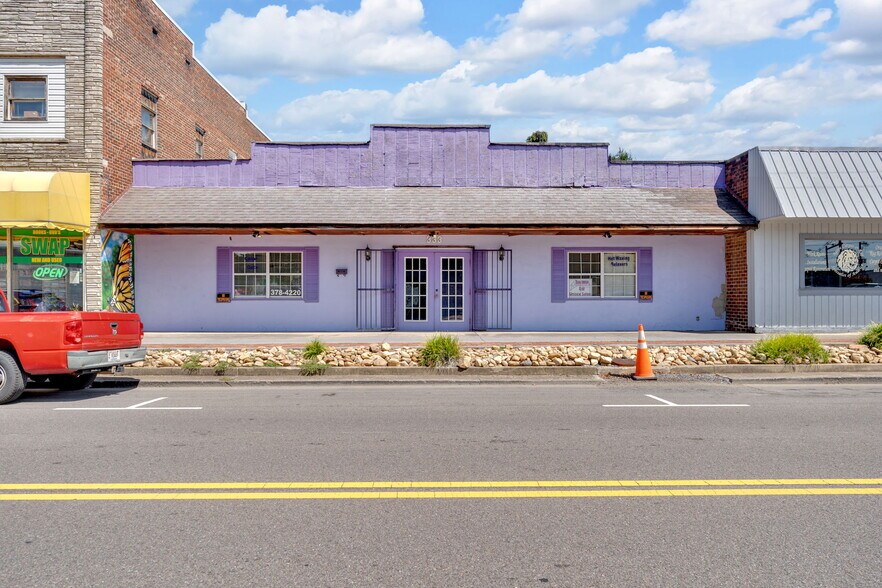 Primary Photo Of 333 Sullivan St, Kingsport Storefront For Sale