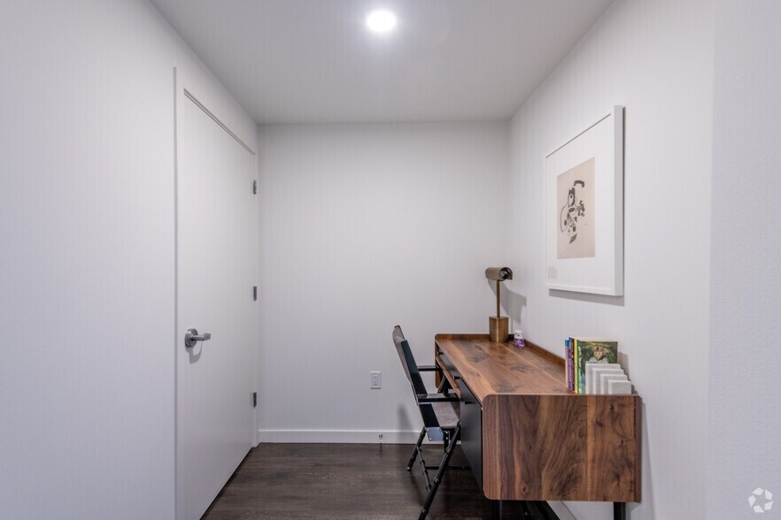 More Photos Of 2302 Valdez St, Oakland Apartments For Lease