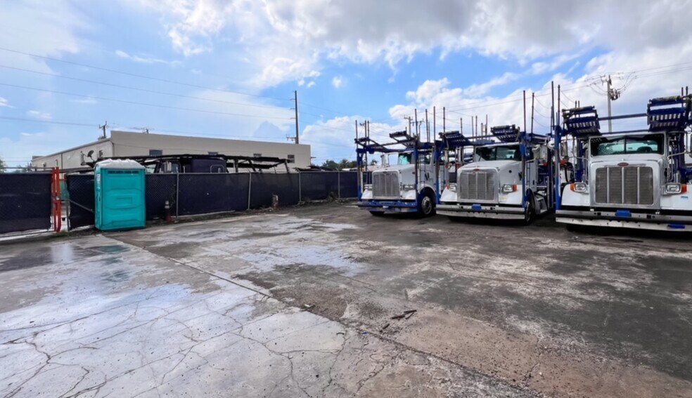 More Photos Of 2313 SW 59th Ave, West Park Auto Repair For Sale