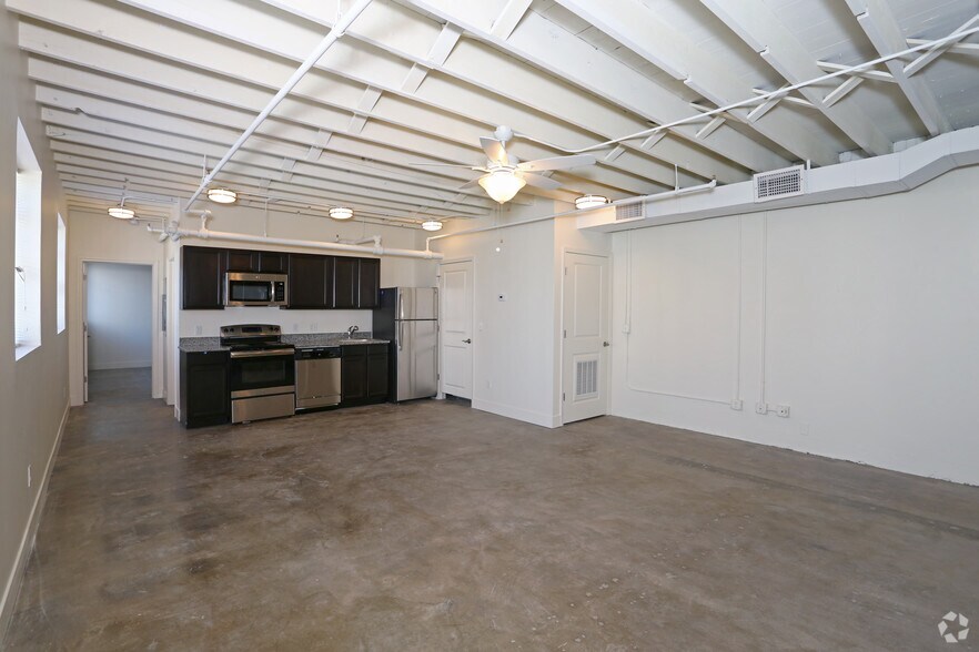 More Photos Of 615 Ferry St, Lafayette Apartments For Sale