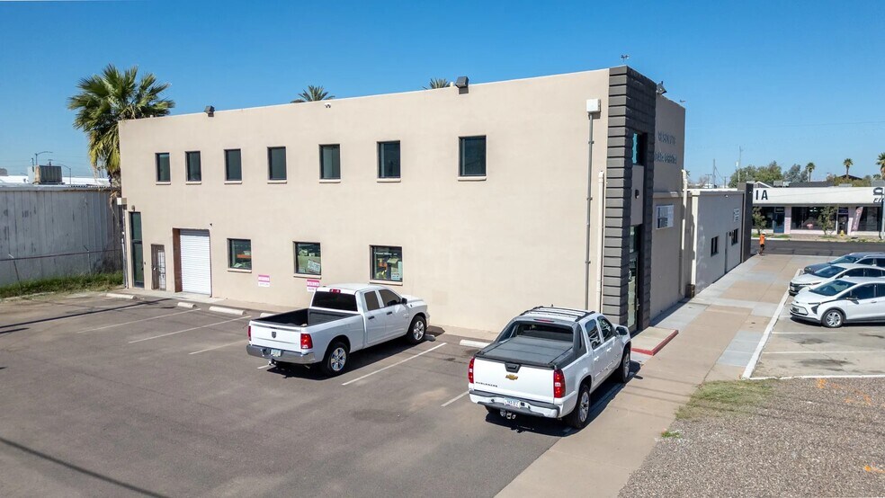 More Photos Of 1805 W Van Buren St, Phoenix Storefront Retail Office For Lease