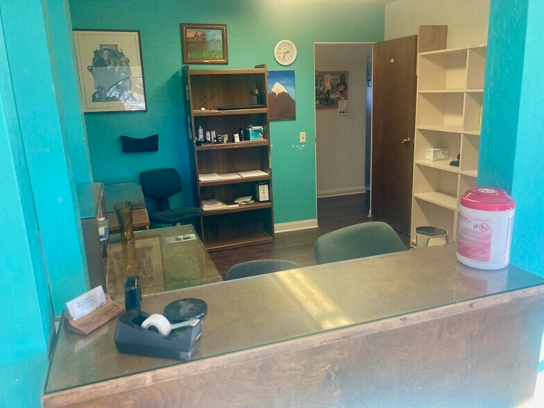 More Photos Of 201-207 Church St, Ojai Medical For Lease