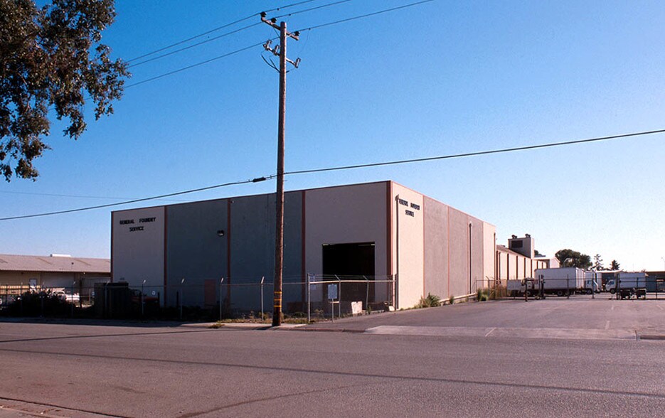 More Photos Of 459 Hester St, San Leandro Manufacturing For Sale