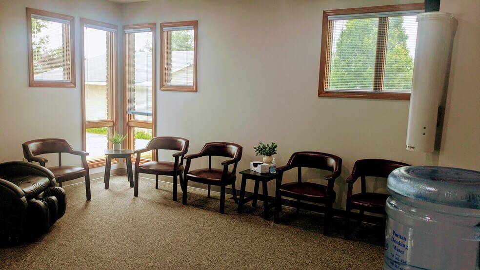 More Photos Of 101 Cross St, Waveland Office For Sale