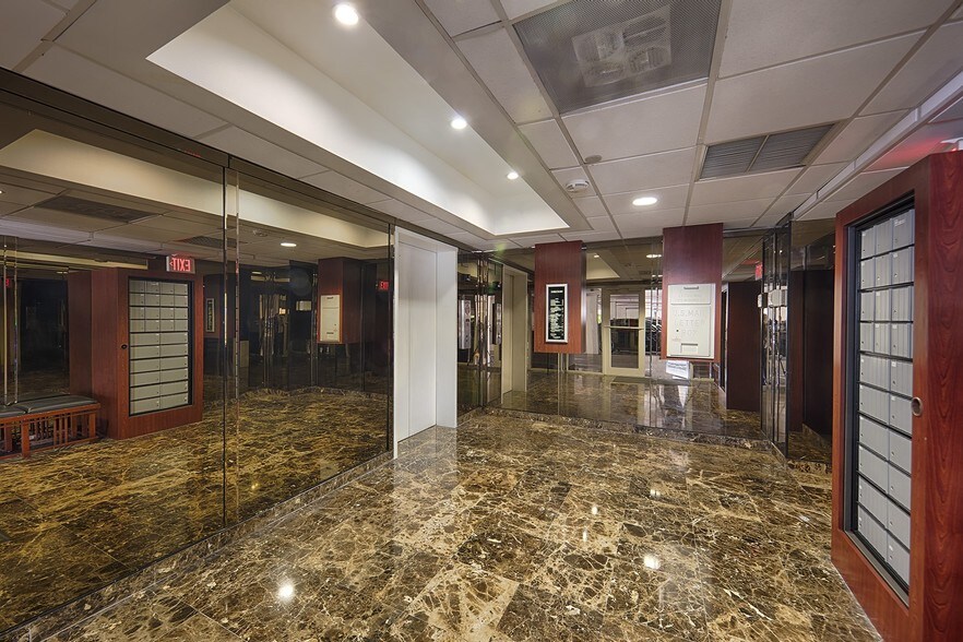 More Photos Of 1400 NW 107th Ave, Miami Medical For Lease