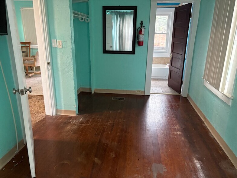 More Photos Of 547 High St, Daytona Beach Office For Sale