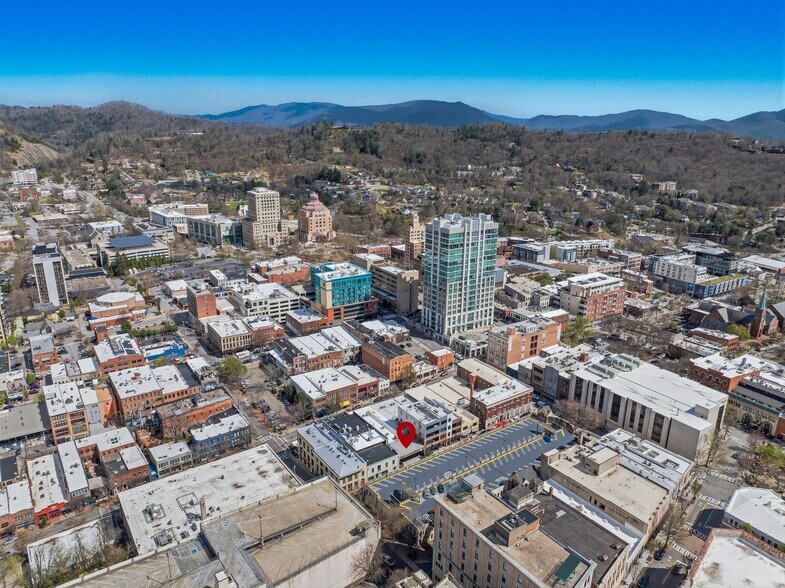 More Photos Of 19 Rankin Ave, Asheville Loft Creative Space For Sale