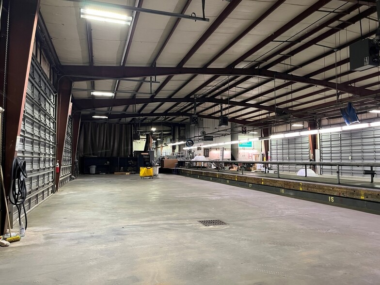 More Photos Of 1384 Camp Creek Rd, Lancaster Truck Terminal For Sale