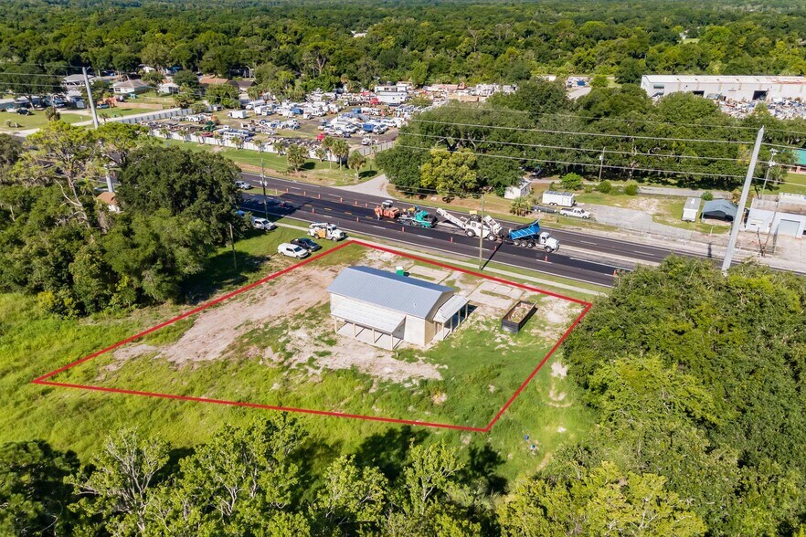 More Photos Of 153 S US Highway 1, Oak Hill Auto Repair For Sale