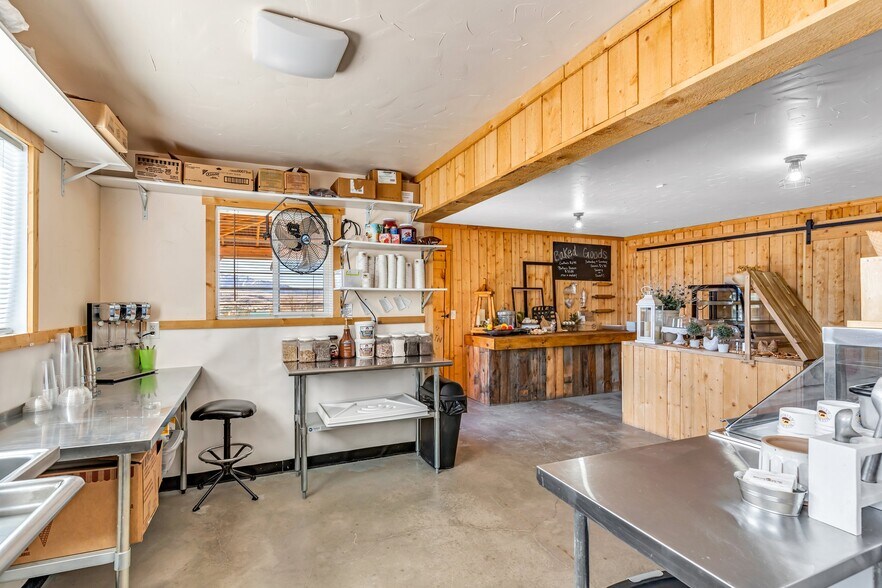 More Photos Of 39 County Road 3A, Canon City Storefront For Sale