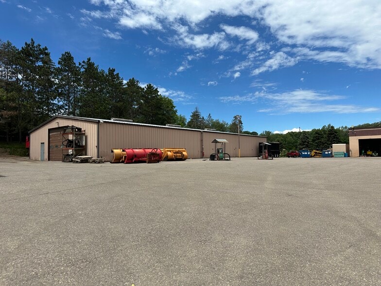 More Photos Of 3401 Highway 55, Eagan Warehouse For Lease