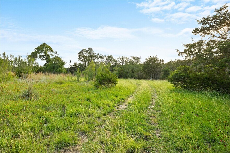 More Photos Of 900 Lost Valley Rd, Dripping Springs Land For Sale