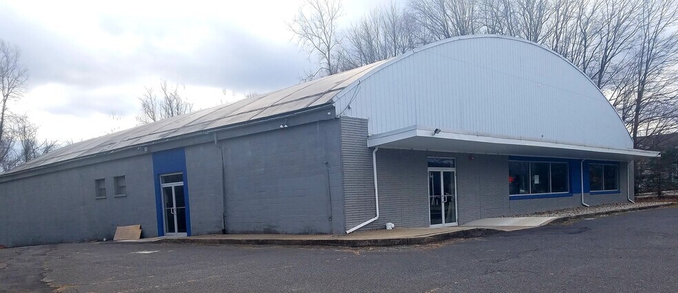 More Photos Of 950 US Highway 46, Kenvil Freestanding For Lease