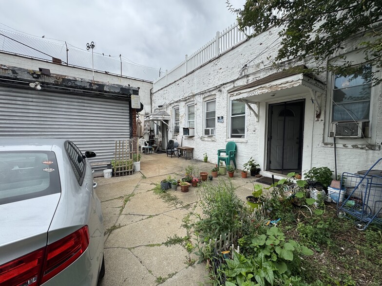More Photos Of 129-07 Liberty Ave, South Richmond Hill Storefront Retail Residential For Sale