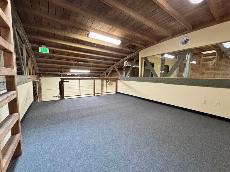 More Photos Of 3608 San Fernando Rd, Glendale Loft Creative Space For Lease