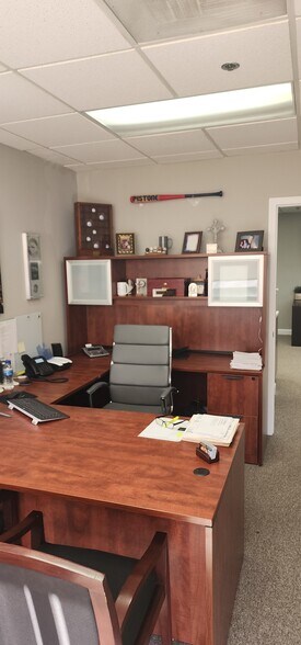 More Photos Of 9050 Pines Blvd, Pembroke Pines Coworking Space