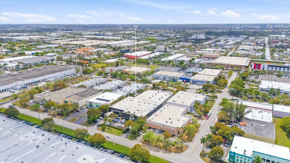 More Photos Of 10880 NW 30th St, Doral Warehouse For Sale