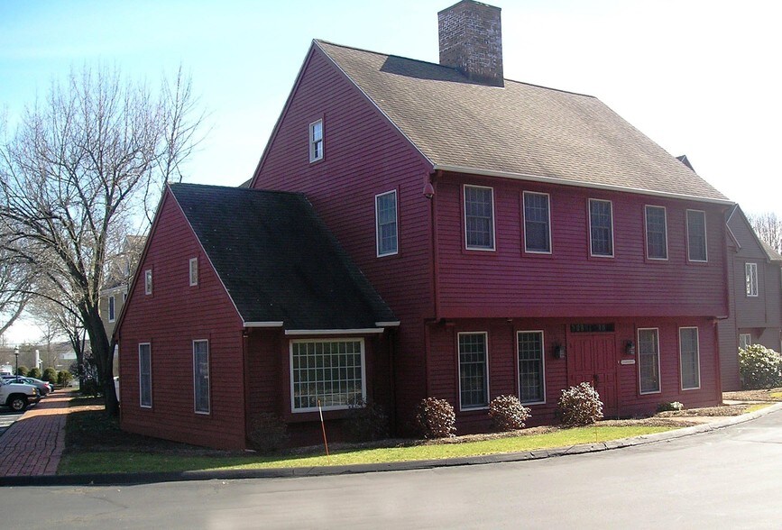 More Photos Of 250 State St, North Haven Office For Sale