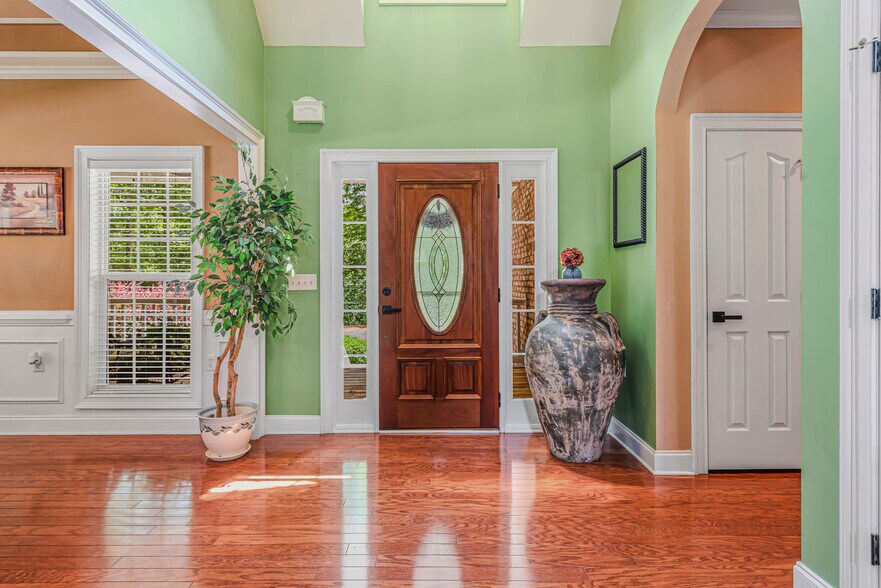 More Photos Of 170 St Gabriel Way, Fayetteville Light Manufacturing For Sale