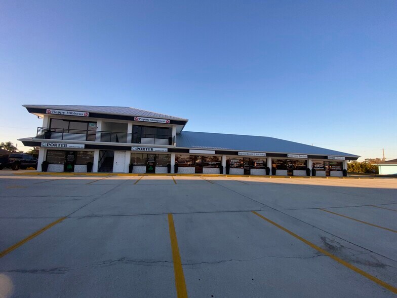 More Photos Of 3579 S Access Rd, Englewood Loft Creative Space For Sale