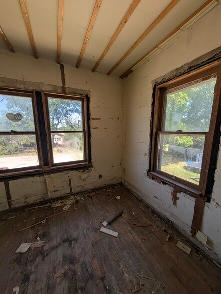 More Photos Of 101 N 7th St, Ponca City Multifamily For Sale