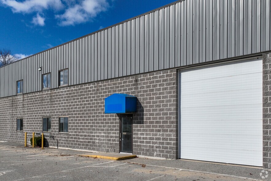 More Photos Of 113 Neck Rd, Haverhill Warehouse For Lease