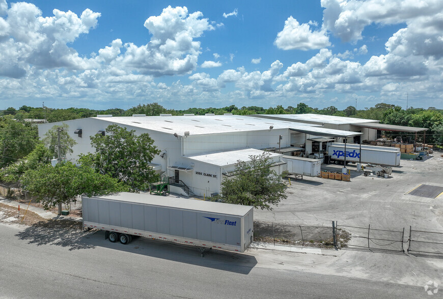 Primary Photo Of 2550 Clark St, Apopka Warehouse For Sale