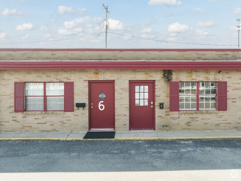 More Photos Of 5333 Secor Rd, Toledo Light Manufacturing For Lease