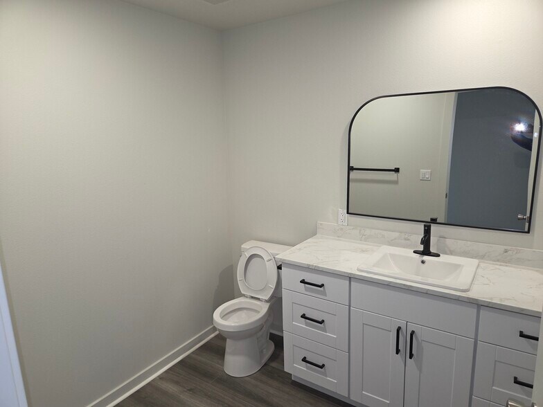 More Photos Of 15455 SE 94th Ave, Happy Valley Office For Lease