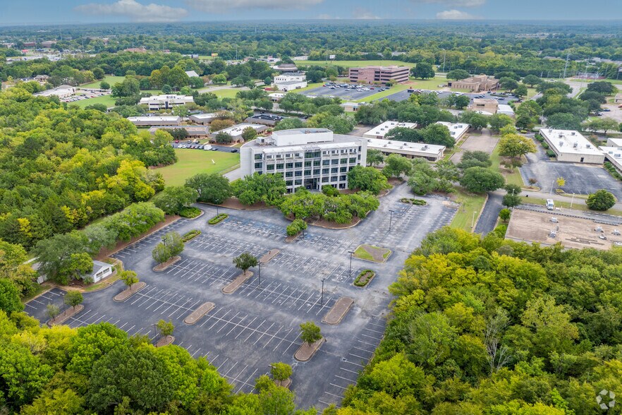 More Photos Of 2400 Presidents Dr, Montgomery Office For Lease