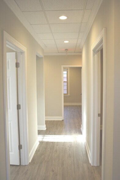 More Photos Of 103 Hazel Path Ct, Hendersonville Office For Lease