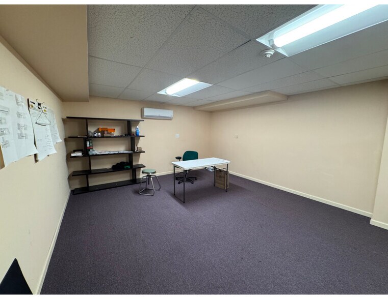 More Photos Of 1631-33 South St, Philadelphia Storefront Retail Office For Sale