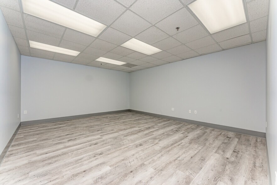 More Photos Of 1311-1319 Pineview Dr, Morgantown Medical For Sale