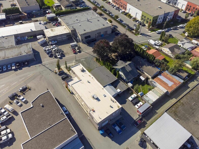 More Photos Of 45949 Rowat Av, Chilliwack Auto Repair For Sale